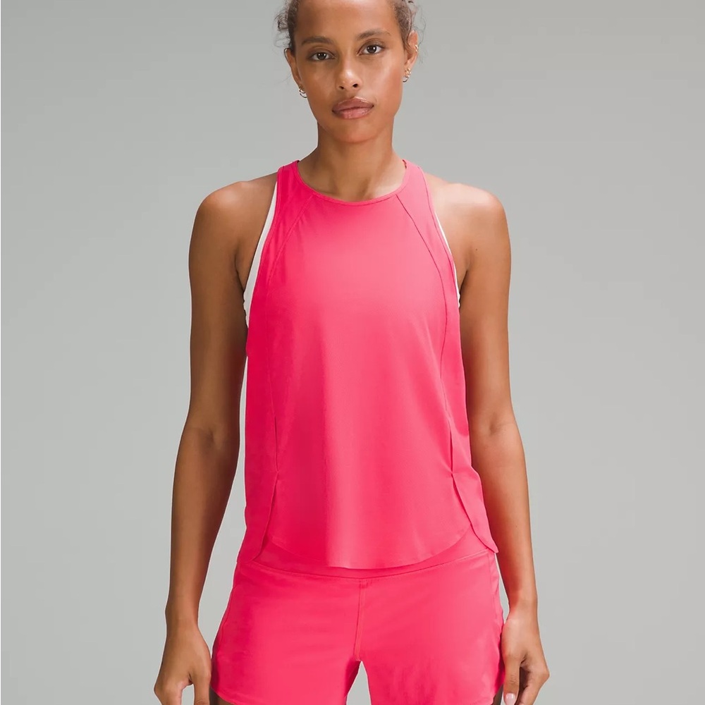 2 for 1 Lululemon high ventilation tanks size 4